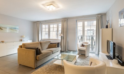 Guapo_Gelijksvloers_tuin_2_slaapkamers_terras_garage_Nestor_de_Tièrestraat_Knokke (7).jpg